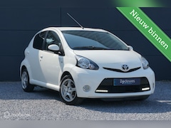 Toyota Aygo - 1.0 VVT-i Dynamic Blue Airco LM Velgen Netjes