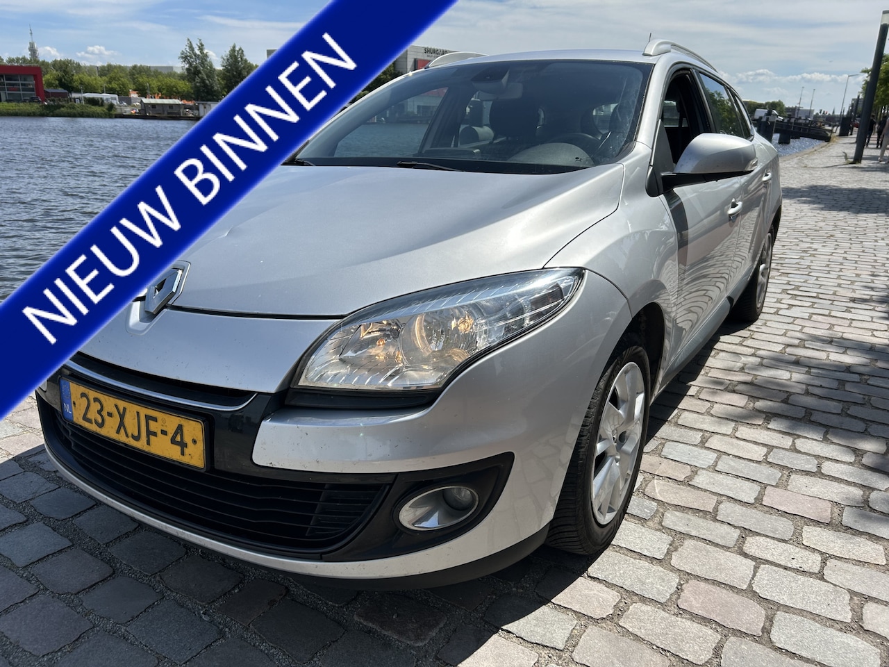 Renault Mégane Estate - 1.5 dCi Expression airco apk navigatie - AutoWereld.nl