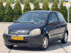 Toyota Yaris - 1.3-16V VVT-i Sol | Airco | Elektrische ramen en spiegels | Trekhaak |