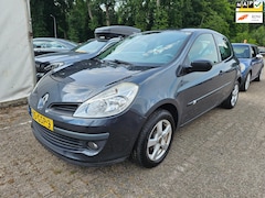Renault Clio - 1.2-16V Special Line AIRCO