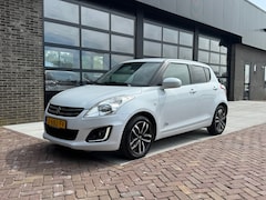 Suzuki Swift - 1.2 Dynamic EASSS | Airco | Cruise | 1/2 Leer |