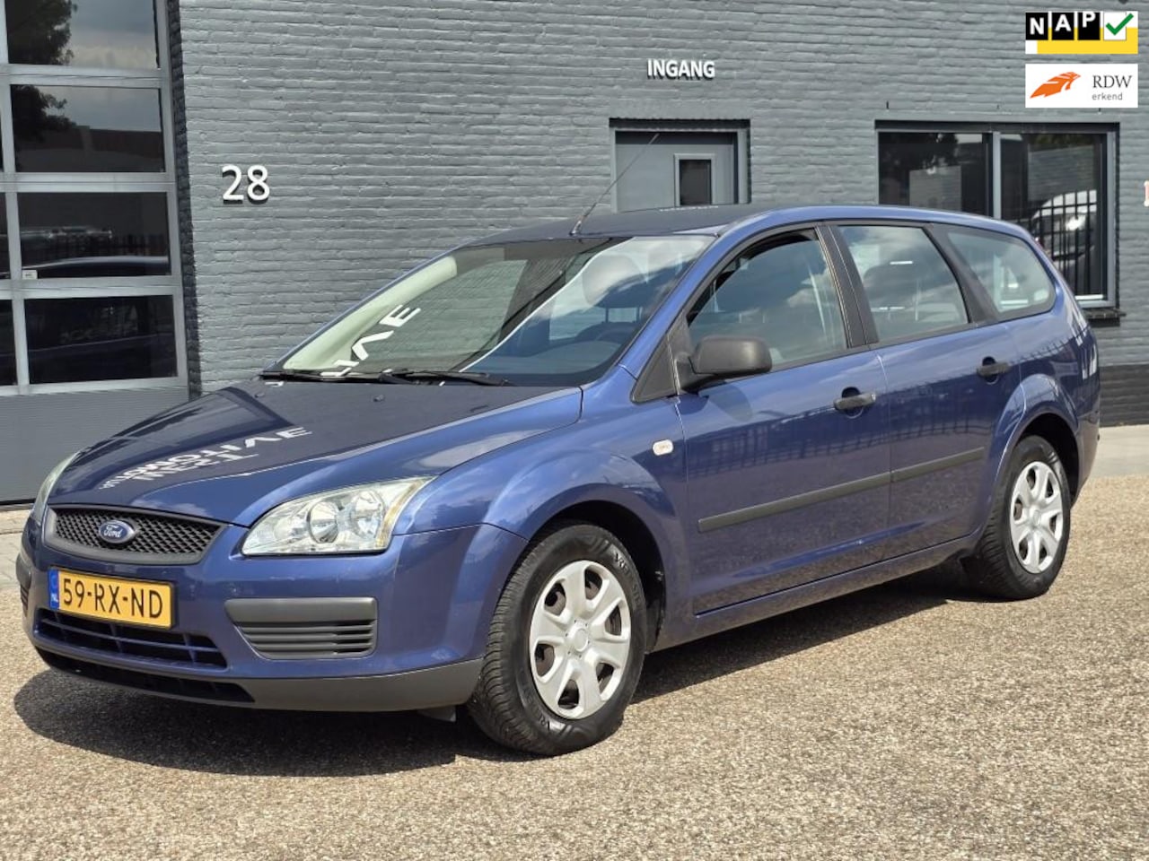 Ford Focus Wagon - 1.4-16V Ambiente AIRCO NWE APK EN BEURT KEURIGE AUTO - AutoWereld.nl