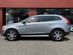Volvo XC60 - 2.0 T5 Summum Plus Line AUTOMAAT | LEER | PANO | XENON | 18'' LMV