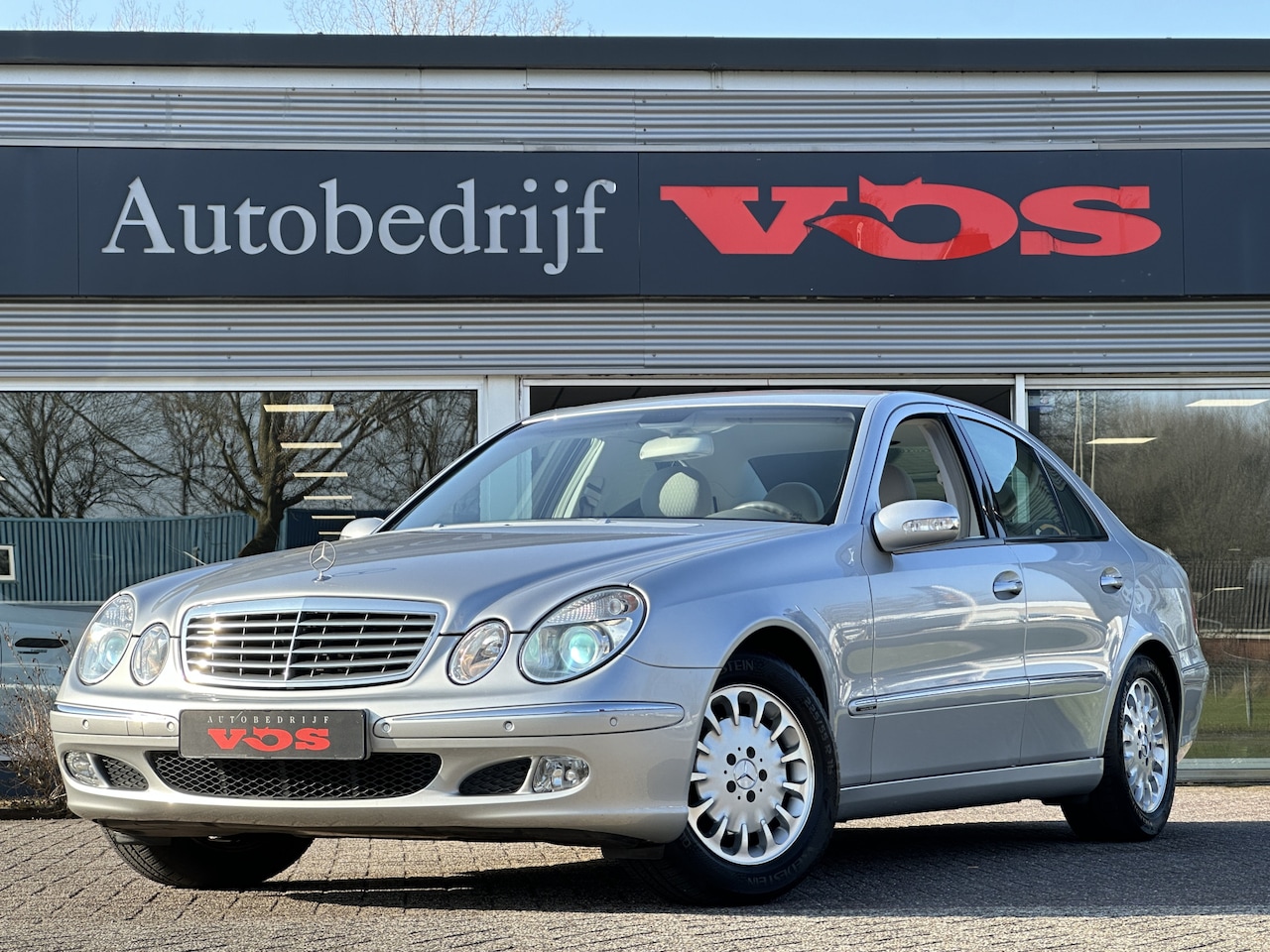 Mercedes-Benz E-klasse - 240 Elegance | Youngtimer | 6 cilinder | Zeer mooi! - AutoWereld.nl