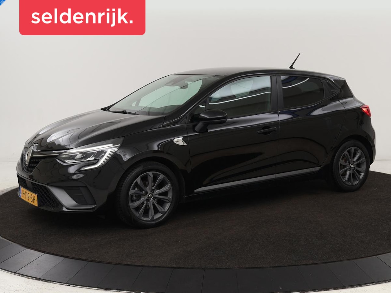 Renault Clio - 1.0 TCe R.S. Line | Trekhaak | Full LED | Carplay | Keyless | Navigatie | Parkeerhulp | Ai - AutoWereld.nl