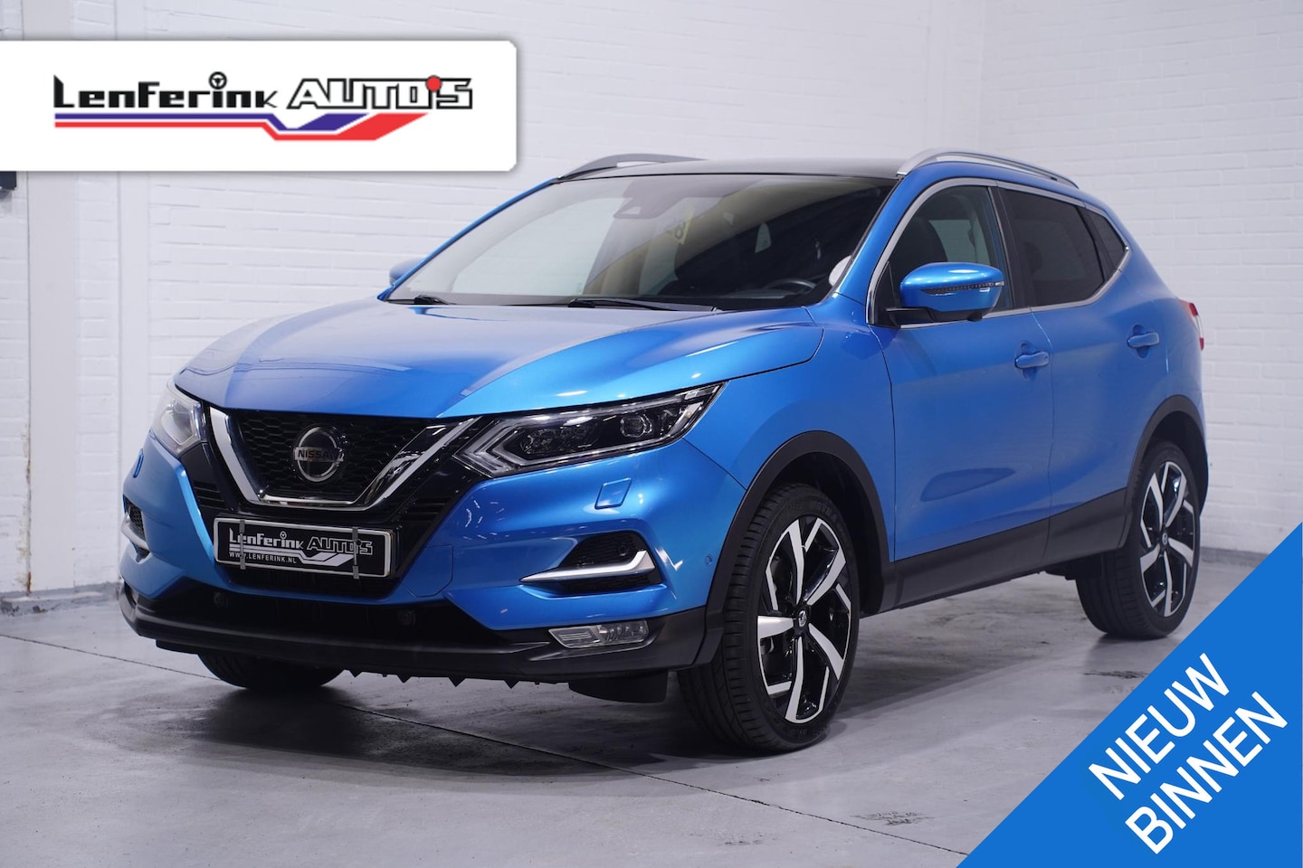Nissan Qashqai - 1.2 Tekna Panodak Clima Navi 360 Camera - AutoWereld.nl