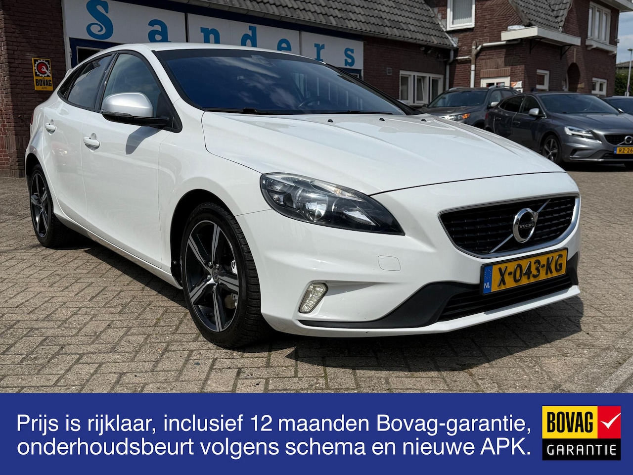 Volvo V40 - 2.0 T3 R-Design 2.0 T3 152 pk R-Design - AutoWereld.nl