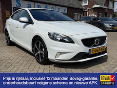 Volvo V40 - 2.0 T3 152 pk R-Design
