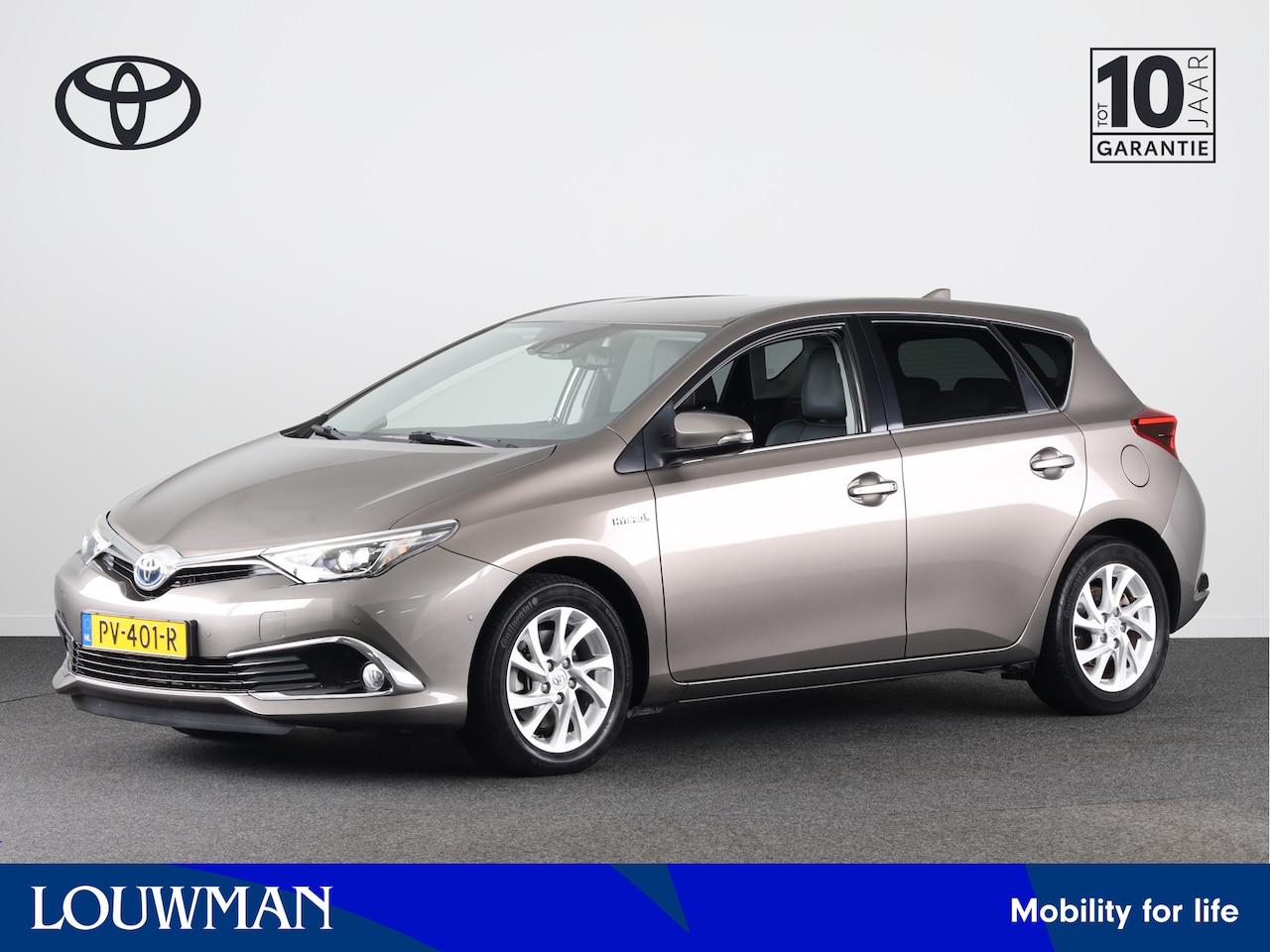Toyota Auris - 1.8 Hybrid Executive | NL-Auto | Navigatie | Stoelverwarming | Trekhaak | - AutoWereld.nl