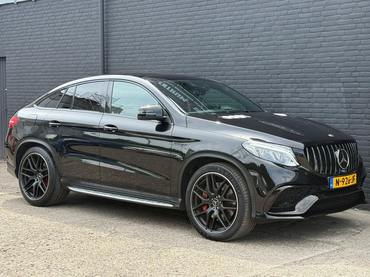 Mercedes-Benz GLE-Klasse Coupé - AMG 63 S 4MATIC CAMERA | NAVI | LEDER | TREKHAAK | STOELVERWARMING | CRUISE | NWE APK - AutoWereld.nl
