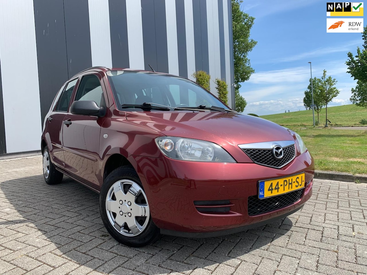 Mazda 2 - 1.2 Exclusive APK 04/26-ElekPakket-Hoge Instap - AutoWereld.nl