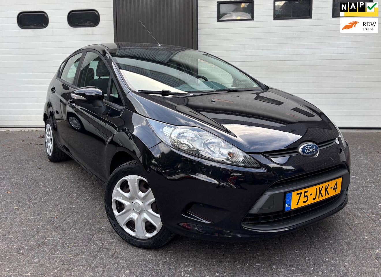Ford Fiesta - 1.25 Limited AIRCO NAP TREKHAAK - AutoWereld.nl