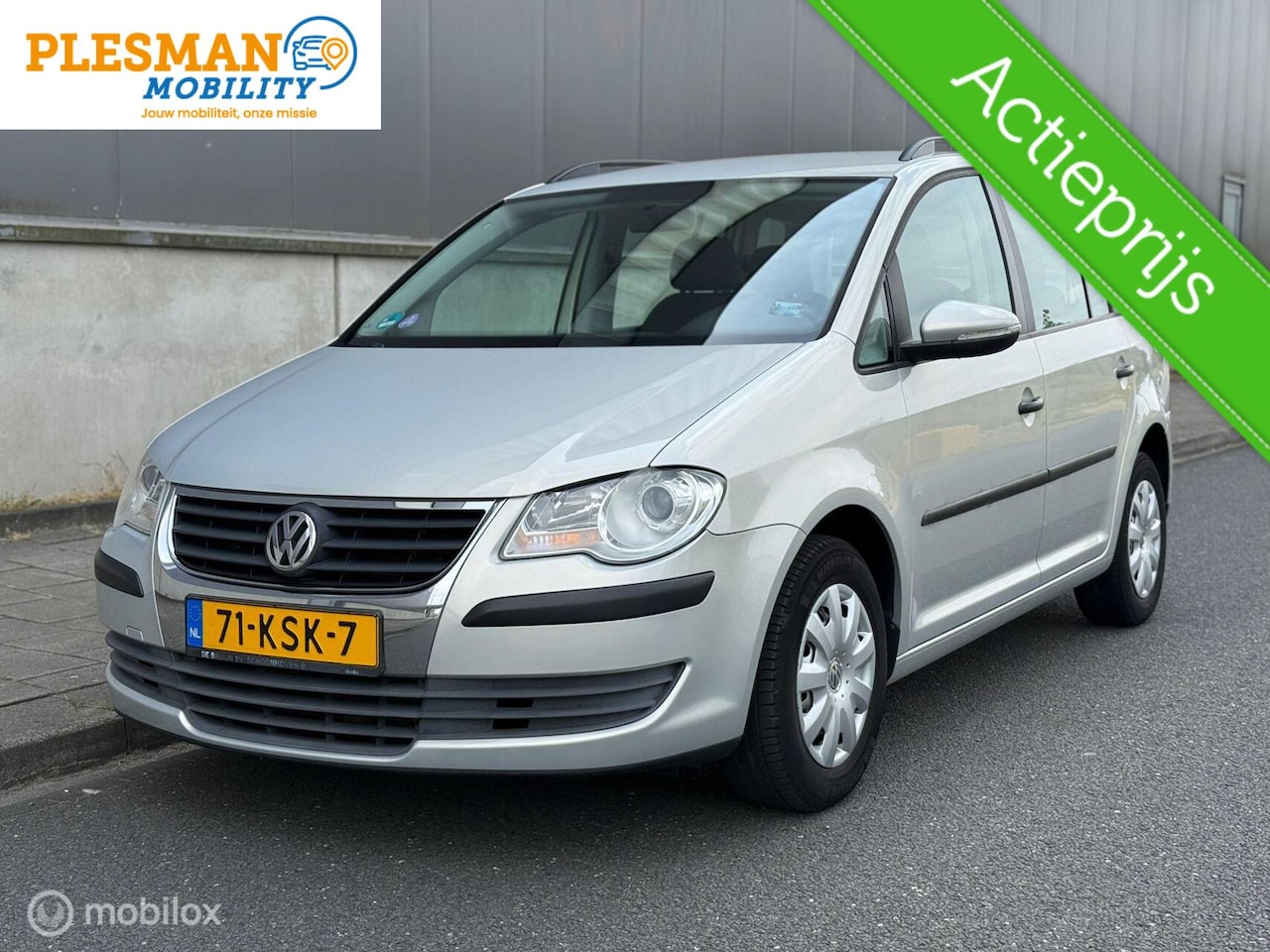 Volkswagen Touran - 1.4 TSI -* Nwe Distributie * Koopje * - AutoWereld.nl