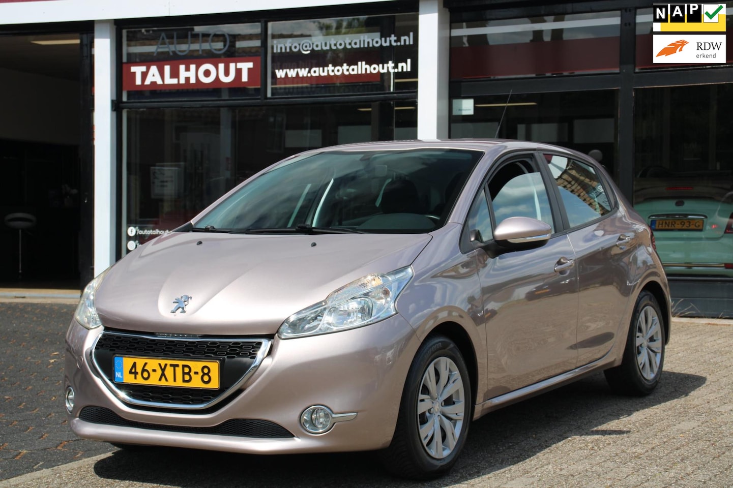 Peugeot 208 - 1.2 VTi Active - AIRCO, BLUETOOTH, 5 DEURS, NIEUWE APK - AutoWereld.nl