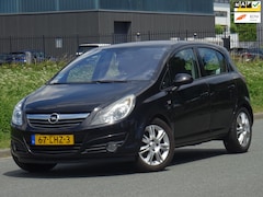 Opel Corsa - 1.4-16V Cosmo 5DRS NAP/NAVI/AIRCO/CRUISE/PDC/APK