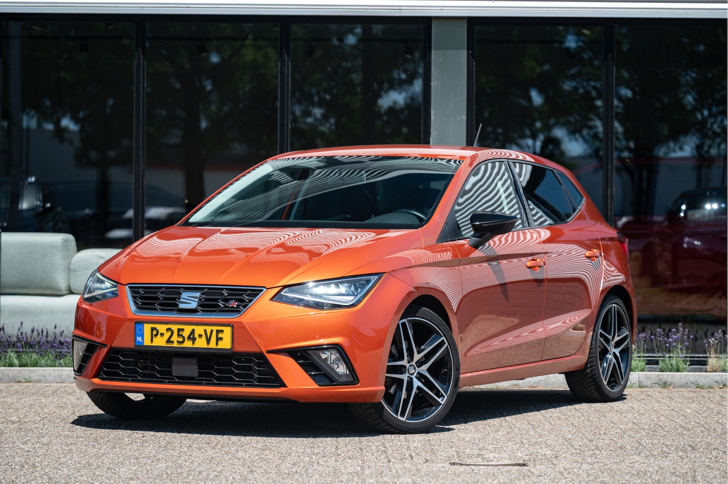 SEAT Ibiza - 1.5 TSI EVO FR | Navi | Apple CarPlay | Cruise | LED | 18" - AutoWereld.nl