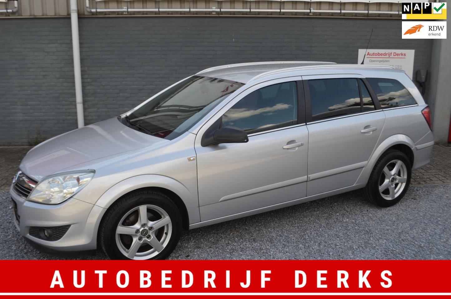 Opel Astra Wagon - 1.6 Temptation Airco 5Drs Trekhaak Jaar APK - AutoWereld.nl