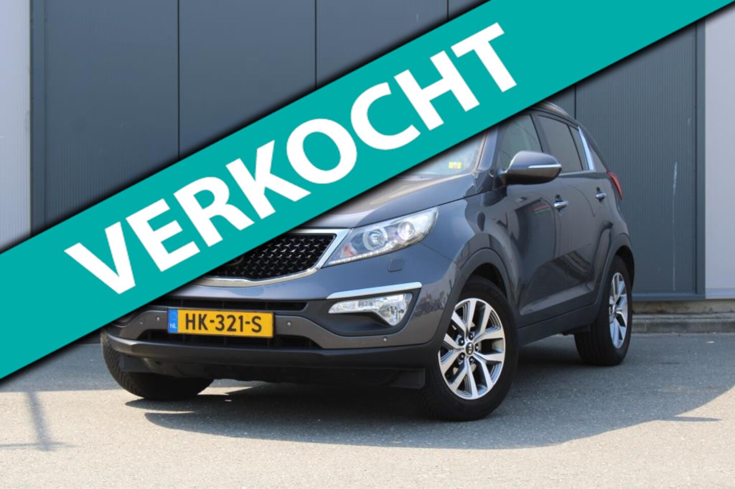 Kia Sportage - 1.6 GDI X-treme ExecutiveLine 1.6 GDI X-treme ExecutiveLine, Leder, DAB+, Panorama, Camera, Stoelverwarming, Cruise Cont - AutoWereld.nl