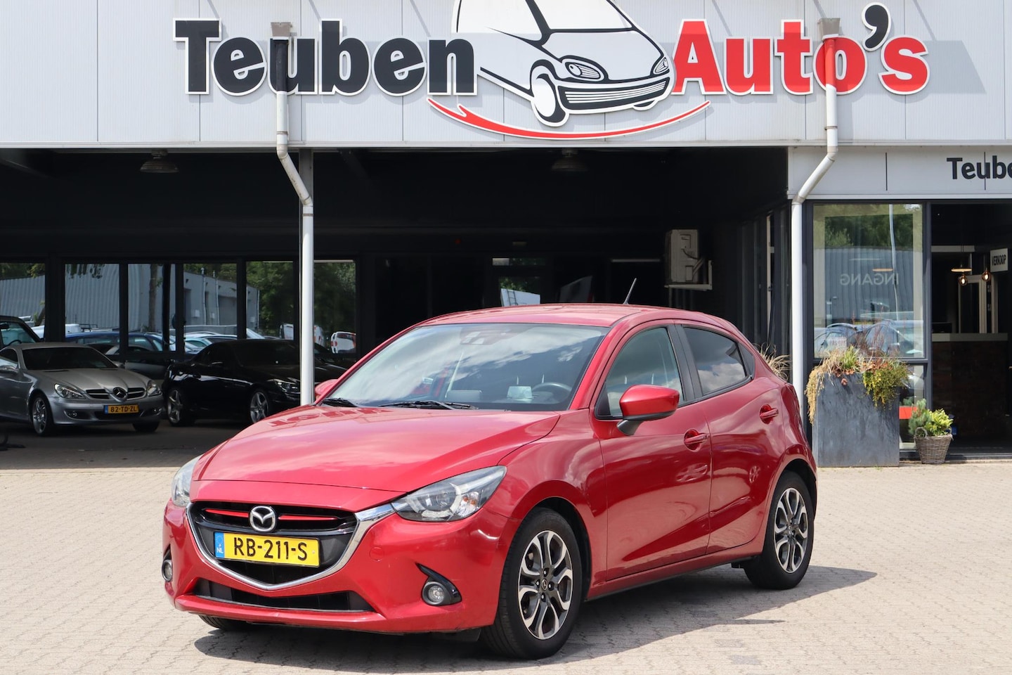 Mazda 2 - 1.5 Skyactiv-G GT-M Navigatie, Stoelverwarming, Climate control, Cruise control, Trekhaak - AutoWereld.nl