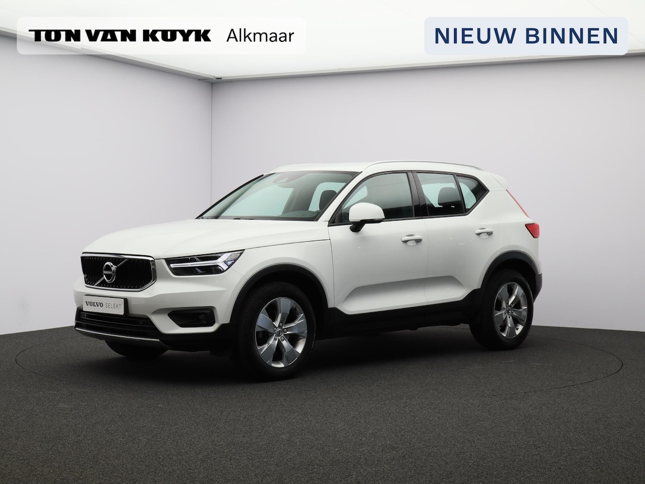 Volvo XC40 - 1.5 T2 Business Pro / Adaptive Cruise / Pilot Assist / BLIS / Keyless / Elektrische Achter - AutoWereld.nl