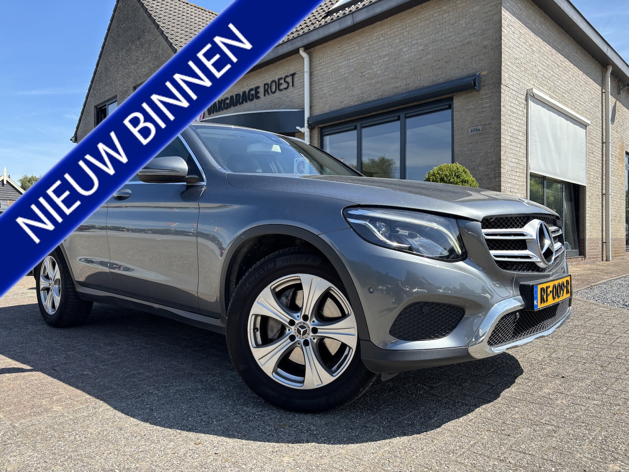 Mercedes-Benz GLC-klasse - 250 4MATIC Business Automaat Trekhaak / Full LED / All-Seasons - AutoWereld.nl