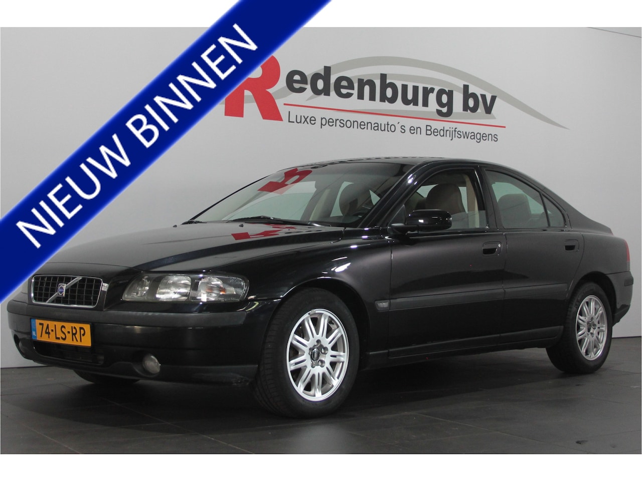 Volvo S60 - 2.4 - Youngtimer - Airco / Cruise / Radio - AutoWereld.nl