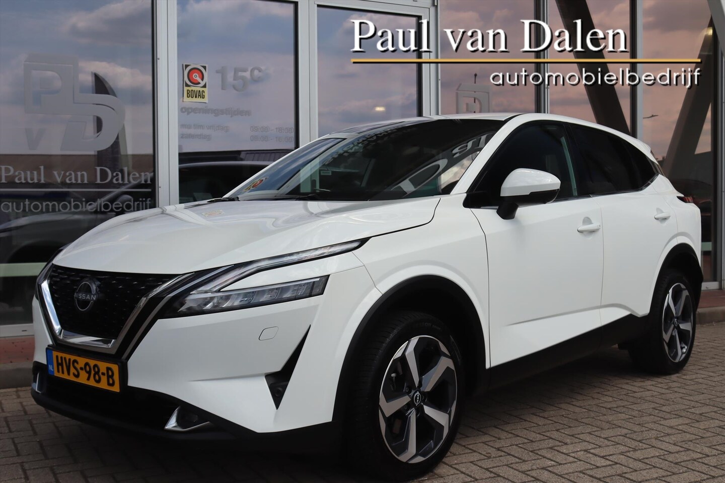 Nissan Qashqai - 1.3 MHEV 158PK AUTOMAAT TEKNA Navi | Head Up | 360Camera | Electr.Klep | Adapt.Cruise | Le - AutoWereld.nl