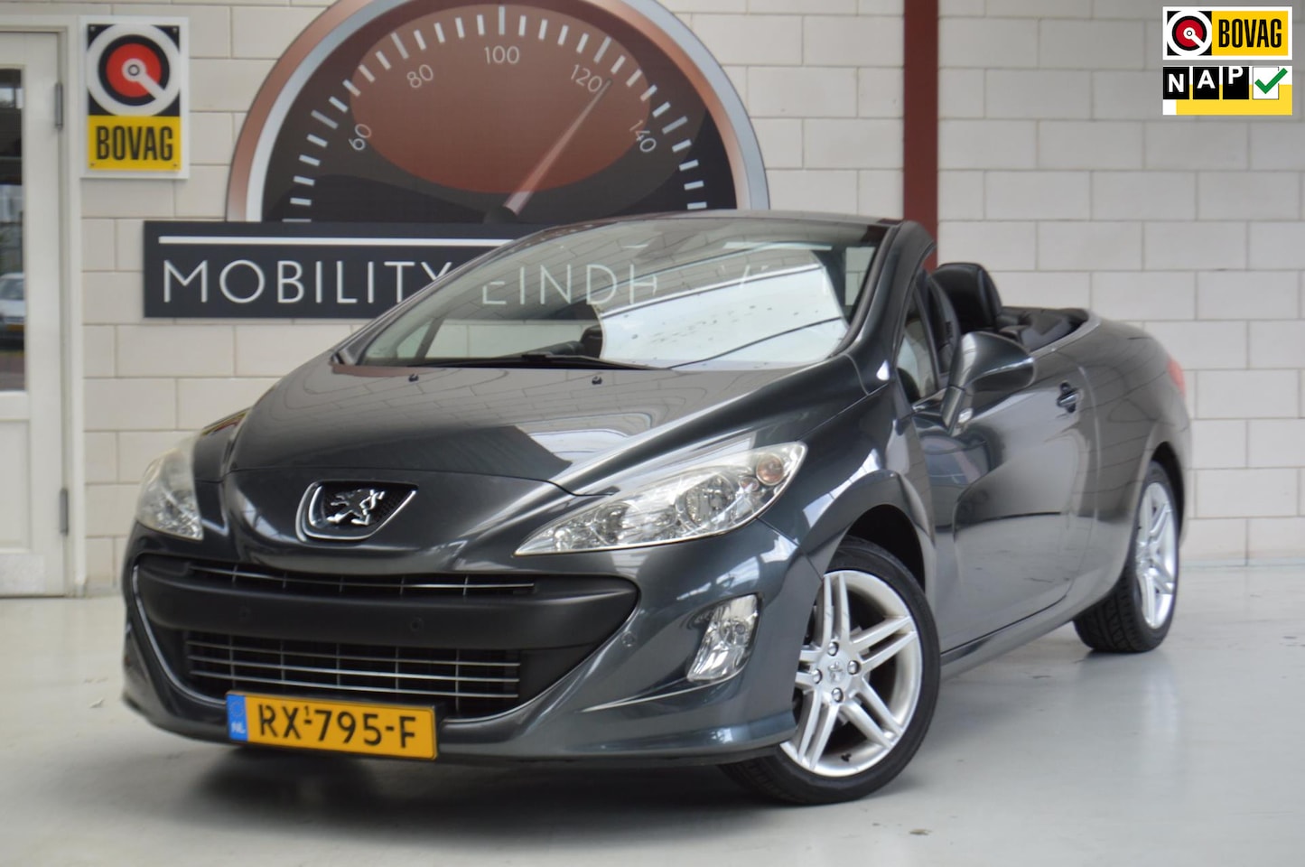 Peugeot 308 CC - 1.6 THP Black&White, LEDER, APK, GARANTIE - AutoWereld.nl
