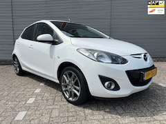 Mazda 2 - 2 1.3 Navigator GT 5drs Airco - 1e eigenaar, sensoren - aux - stoelverwarming - lm velgen