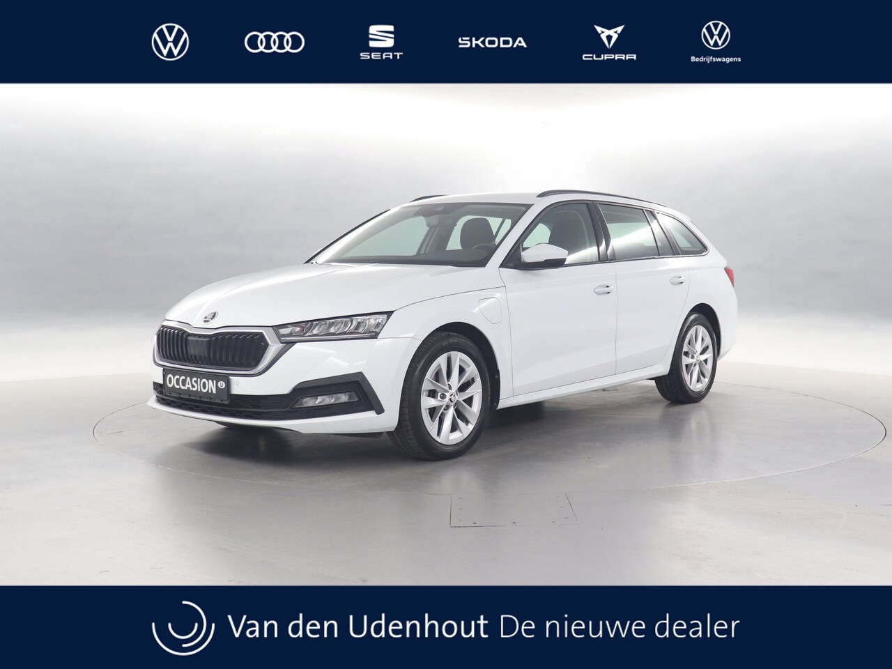 Skoda Octavia Combi - 1.4 TSI iV 204pk PHEV Business / Smart Link / Stoelverwarming - AutoWereld.nl