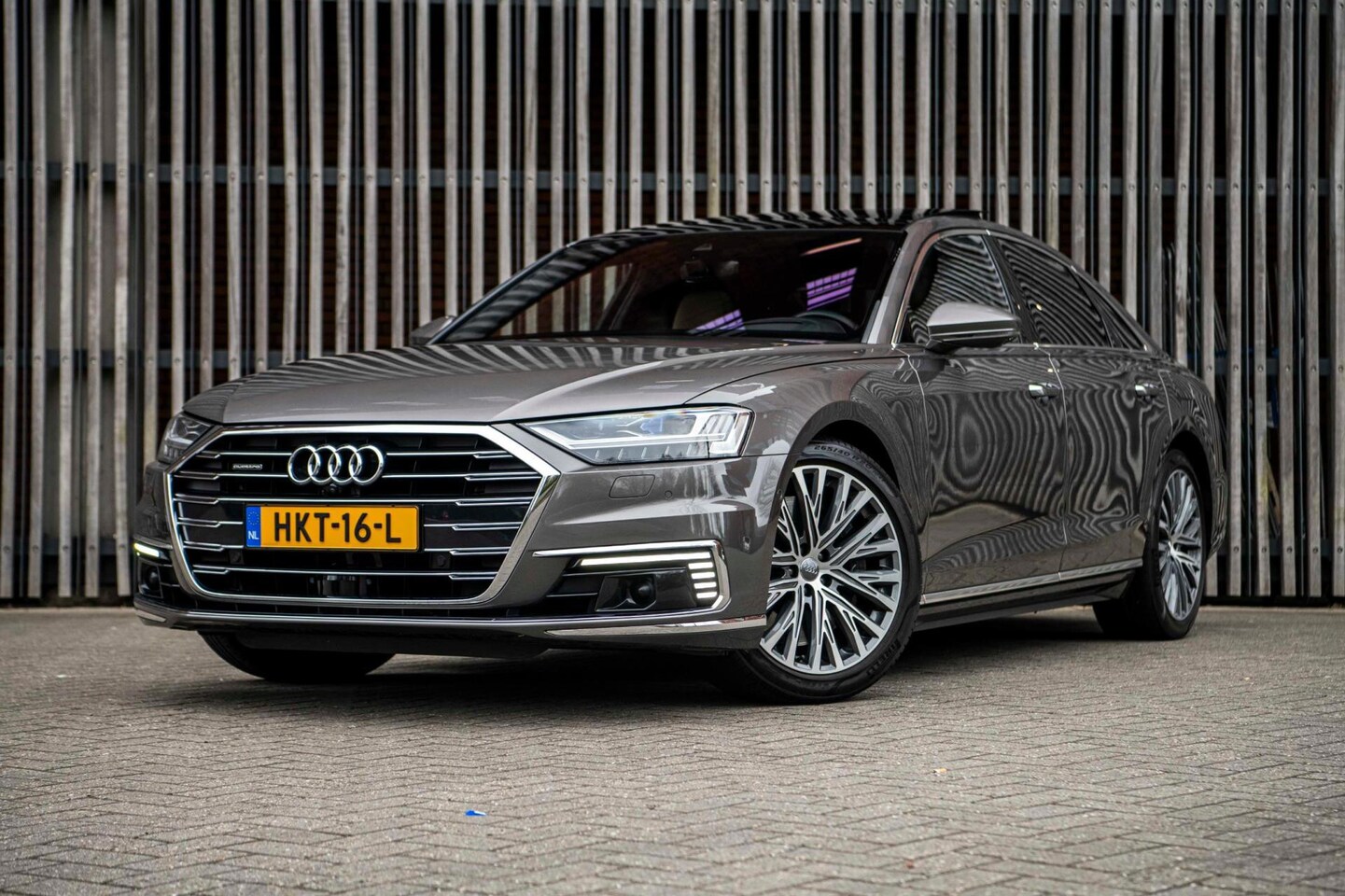 Audi A8 - 60 TFSI e 449pk Quattro Pro Line Plus |VOL OPTIES|€167.000,- NP|Panorama|Achteras besturin - AutoWereld.nl