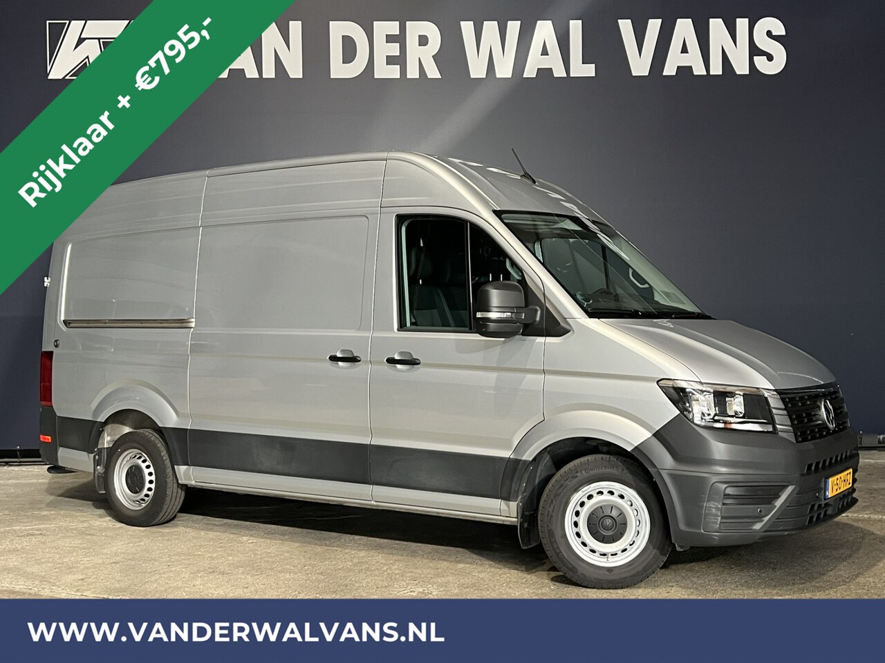 Volkswagen Crafter - 2.0 TDI 140 pk L3H3 L2H2 Euro6 RIJKLAAR Airco | Camera | Apple Carplay | Cruisecontrol Par - AutoWereld.nl