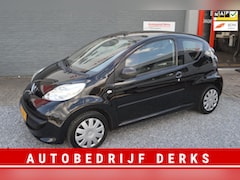 Peugeot 107 - 1.0-12V XS Airco Stuurbekrachtiging Jaar Garantie