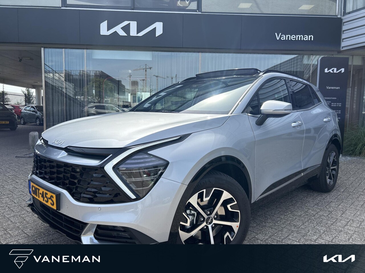Kia Sportage - 1.6 T-GDi Hybrid DynamicPlusLine NIEUWSTAAT - NL AUTO - SCHUIFDAK - AutoWereld.nl