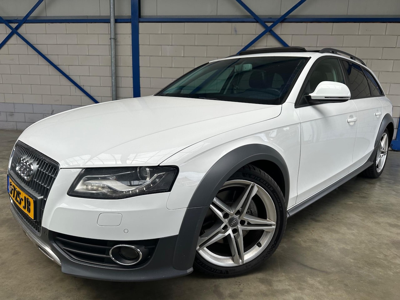 Audi A4 allroad quattro - 2.0 TFSI Leder|Pano|Camera|Navi|Airlift|Full - AutoWereld.nl