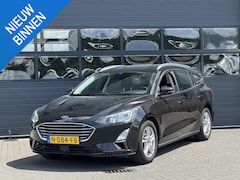 Ford Focus Wagon - 1.0 ECOBOOST HYBRID TREND EDITION BUSINESS I TREKHAAK I ACHTERUITRIJCAMERA I APPLE CARPLAY