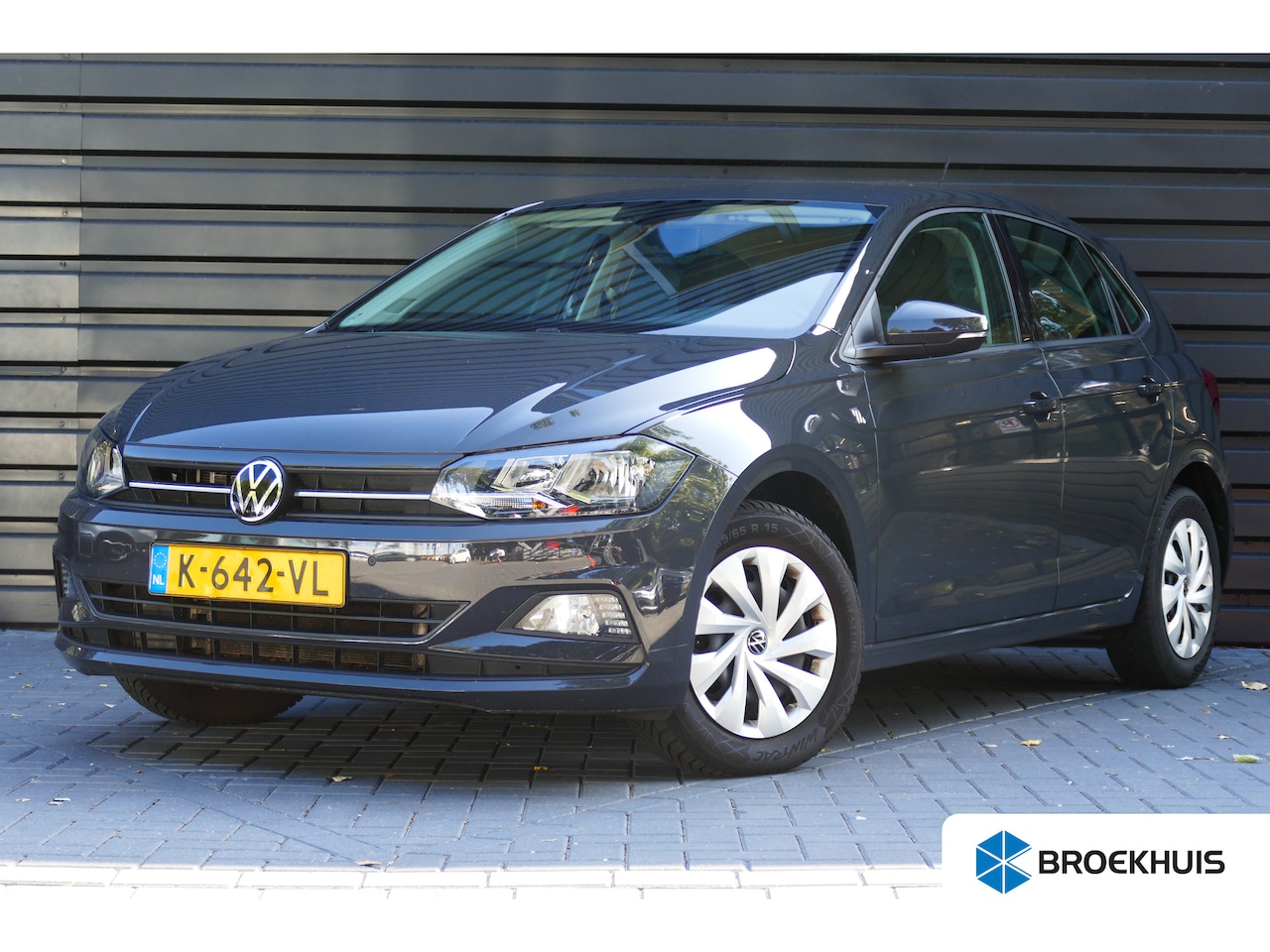 Volkswagen Polo - 1.0 TSI 95PK 5-DRS COMFORTLINE BUSINESS / NAVI / LED / PDC / CLIMA / BLUETOOTH / ADAPT. CR - AutoWereld.nl