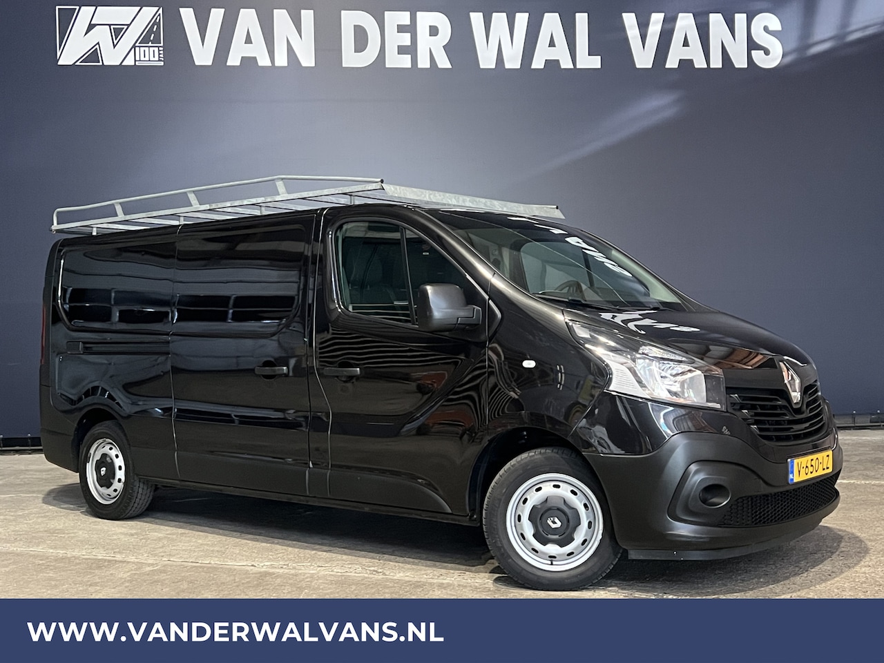 Renault Trafic - 1.6 dCi 125 pk L2H1 Euro6 Airco | Navigatie | Trekhaak | Cruisecontrol | Parkeersensoren B - AutoWereld.nl