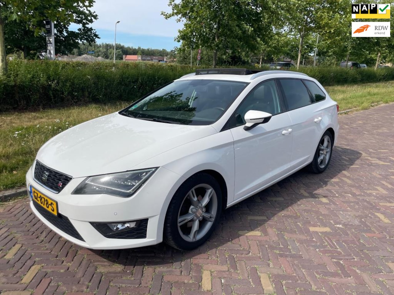 SEAT Leon ST - 1.4 EcoTSI FR CoD-Navi -Pano- - AutoWereld.nl