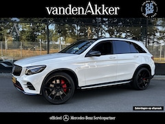 Mercedes-Benz GLC-klasse - 250 AMG // Panoramadak // Trekhaak // 22 inch // AMG grille // Camera // Night pakket // S
