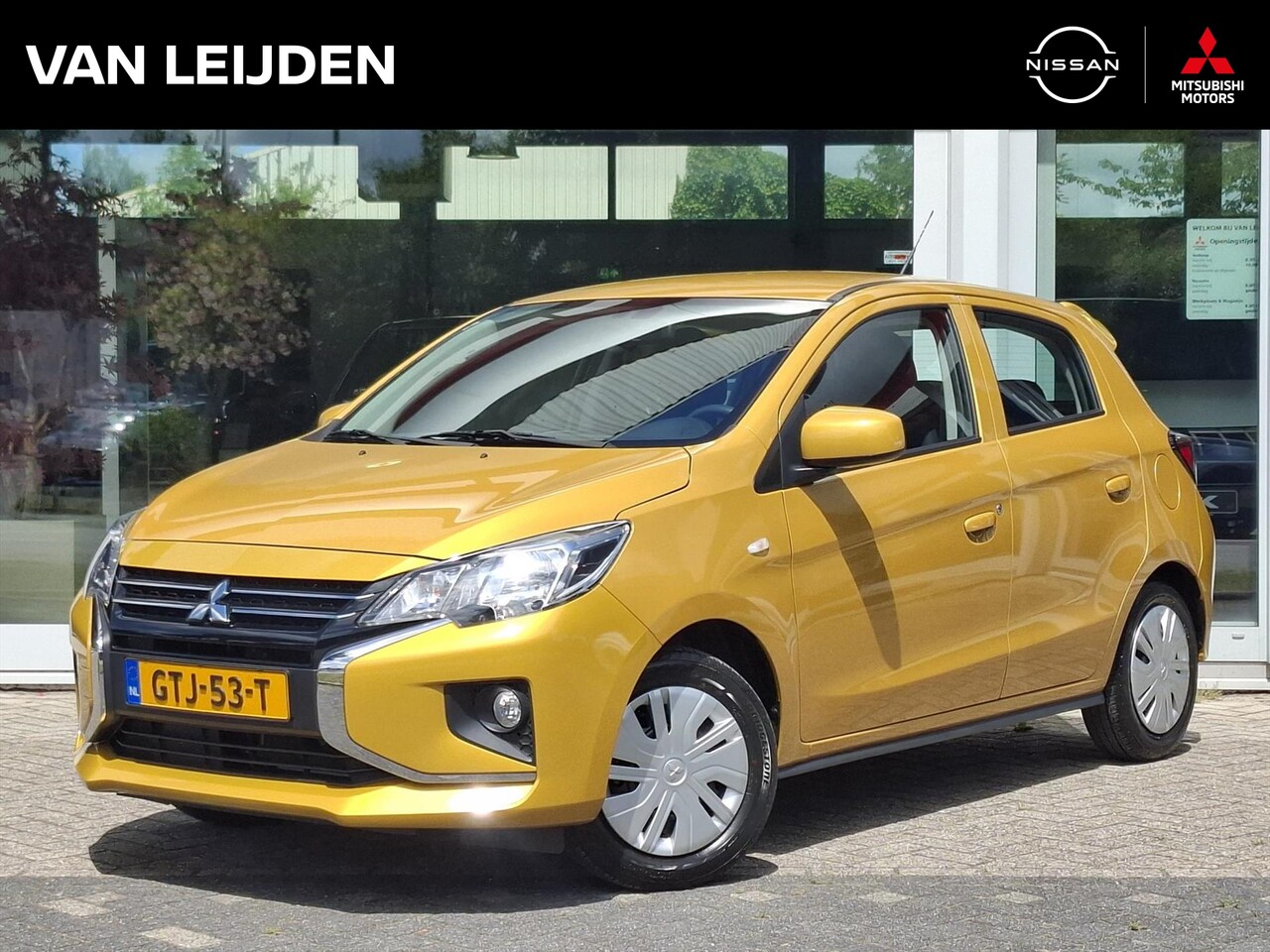 Mitsubishi Space Star - 1.2i 71pk Active | Airco | Bluetooth | Apple Car Play | Android Auto - AutoWereld.nl