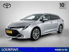 Toyota Corolla Touring Sports - Hybrid 140 Dynamic Limited | Navigatie | Blind Spot | Stoel- en Stuurverwarming | Parkeers