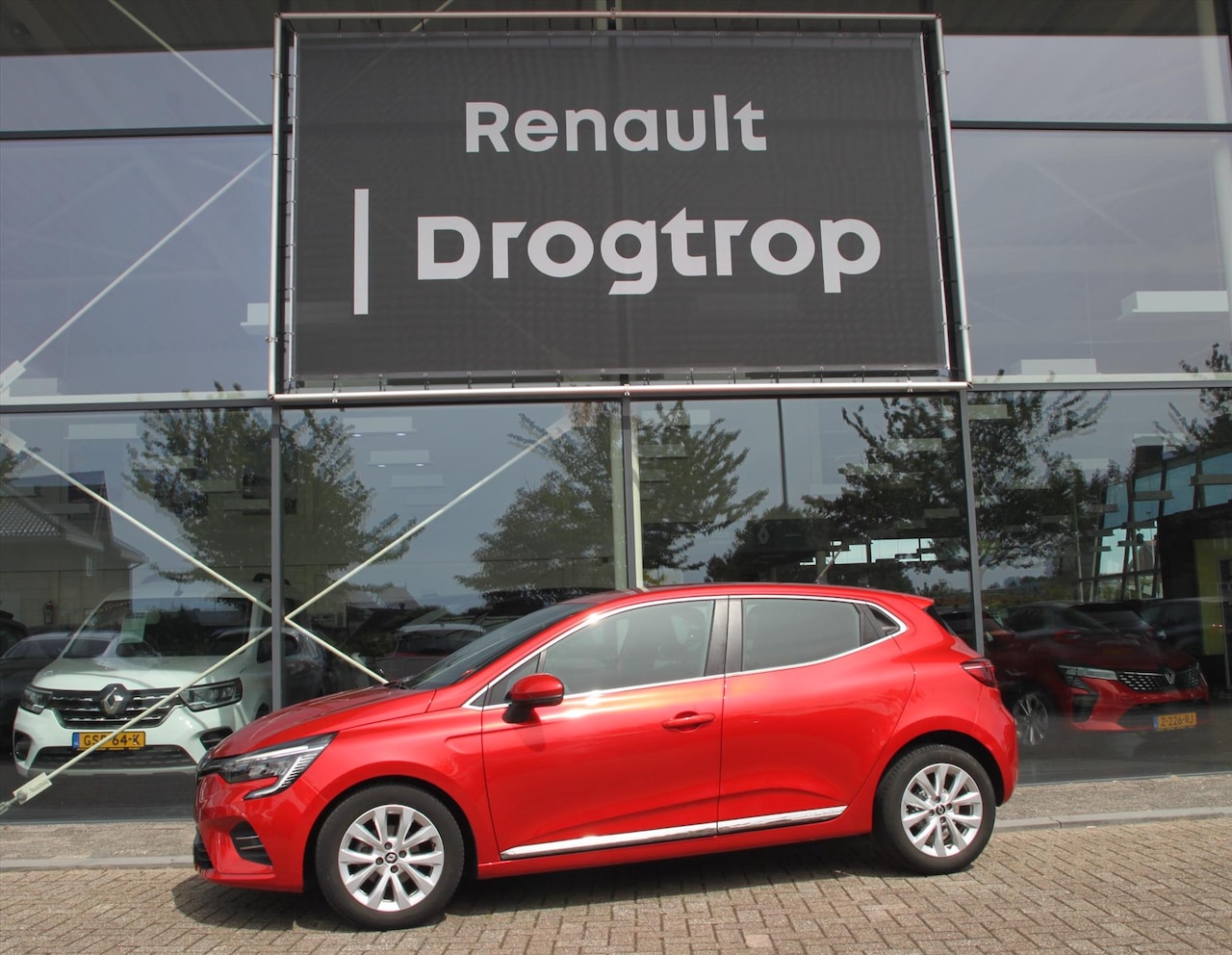 Renault Clio - 90PK-INTENS-27DKM-NAVI-CLIMACRUISE-LMV-NIEUW- - AutoWereld.nl