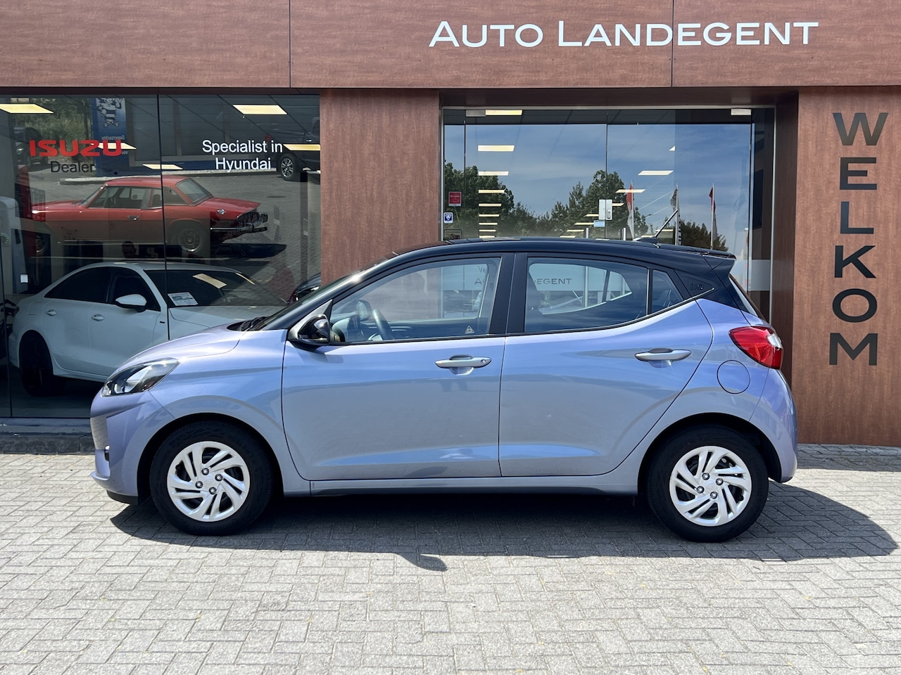 Hyundai i10 - 1.0 Comfort | Camera | Cruise Control | Two tone | Apple/ Android Carplay - AutoWereld.nl