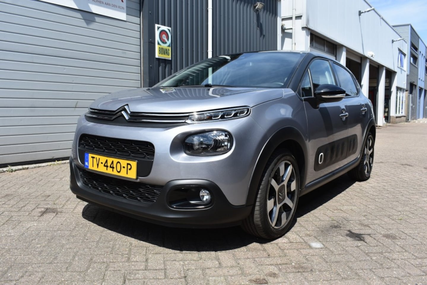 Citroën C3 - 1.2 Pure Tech Shine 110 Pk. - AutoWereld.nl