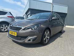Peugeot 308 - 308 SW 1.2e-THP Premiere Navi Panorama Trekhaak