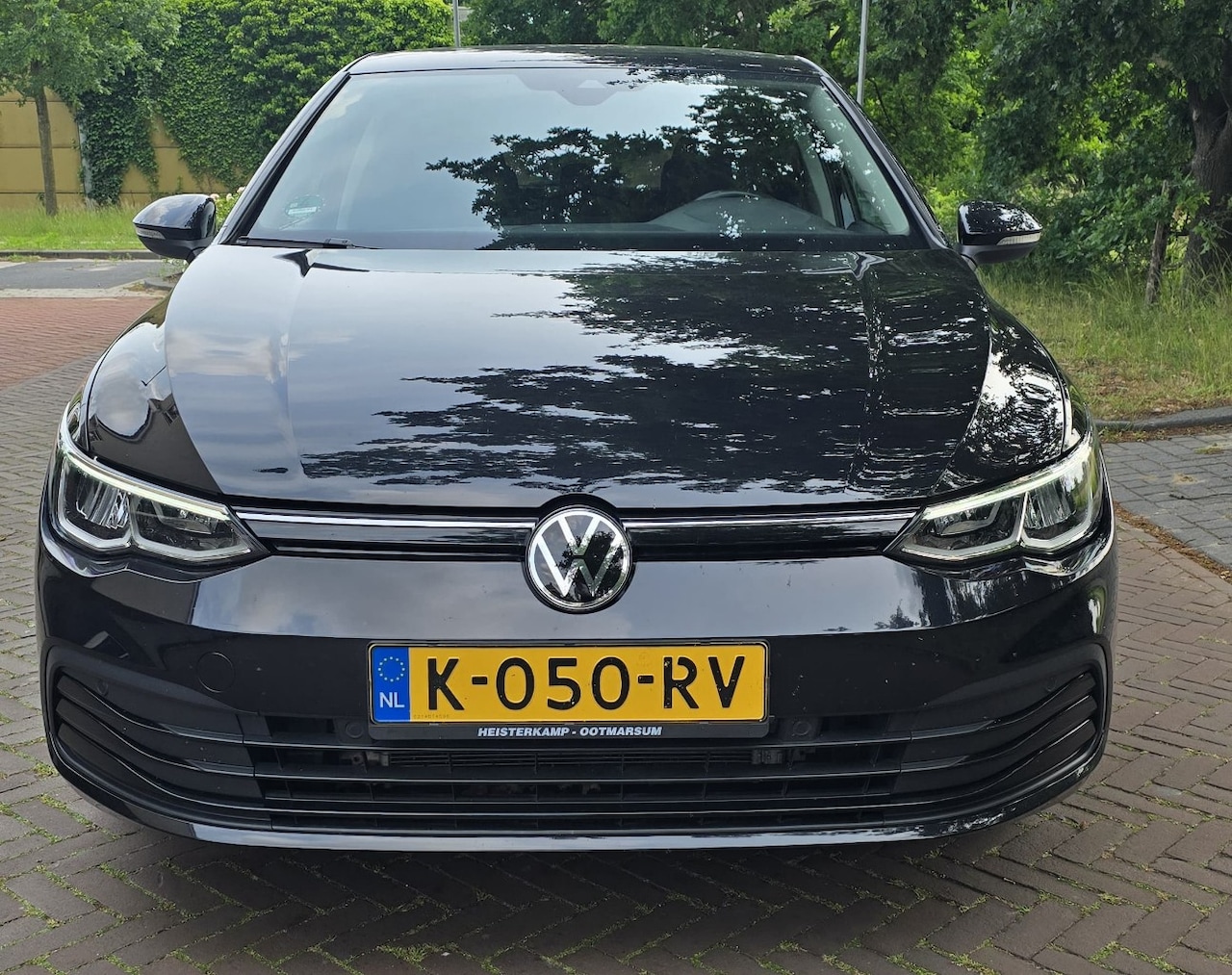 Volkswagen Golf - 1.5 TSI Life Virtueel Dashboard | Camera | Stoelverwarming | Clima | Carplay | 17" Lichtme - AutoWereld.nl