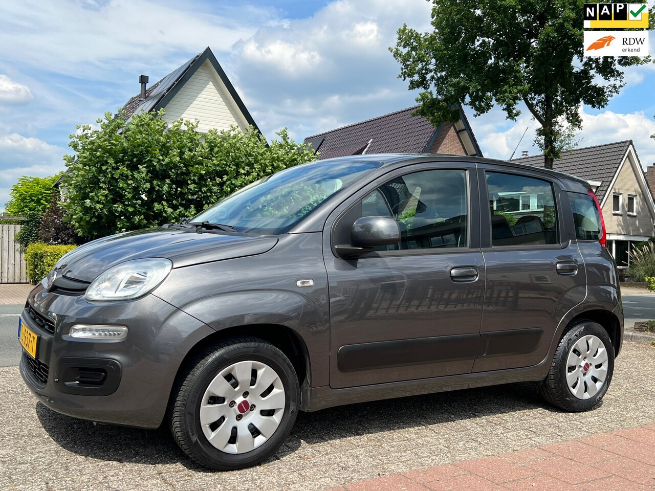 Fiat Panda - 0.9 TwinAir Lounge AUTOMAAT 88.000 KM NAP ! - AutoWereld.nl
