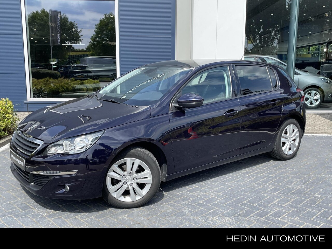 Peugeot 308 - 110PK Bleu Lease Executive | Pano | Clima | Navi - AutoWereld.nl