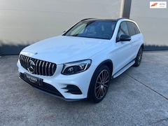 Mercedes-Benz GLC-klasse - 300 4MATIC Pano / Burmeester / Led / Elektrische trekhaak / Adaptieve cruise /